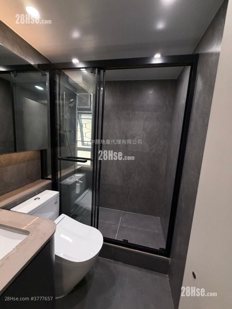 新兴花园 售盘 2 房 426 平方尺