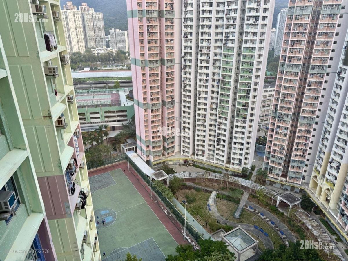 Kam Fung Court Sell 2 Bedrooms , 1 Bathroom 536 ft²