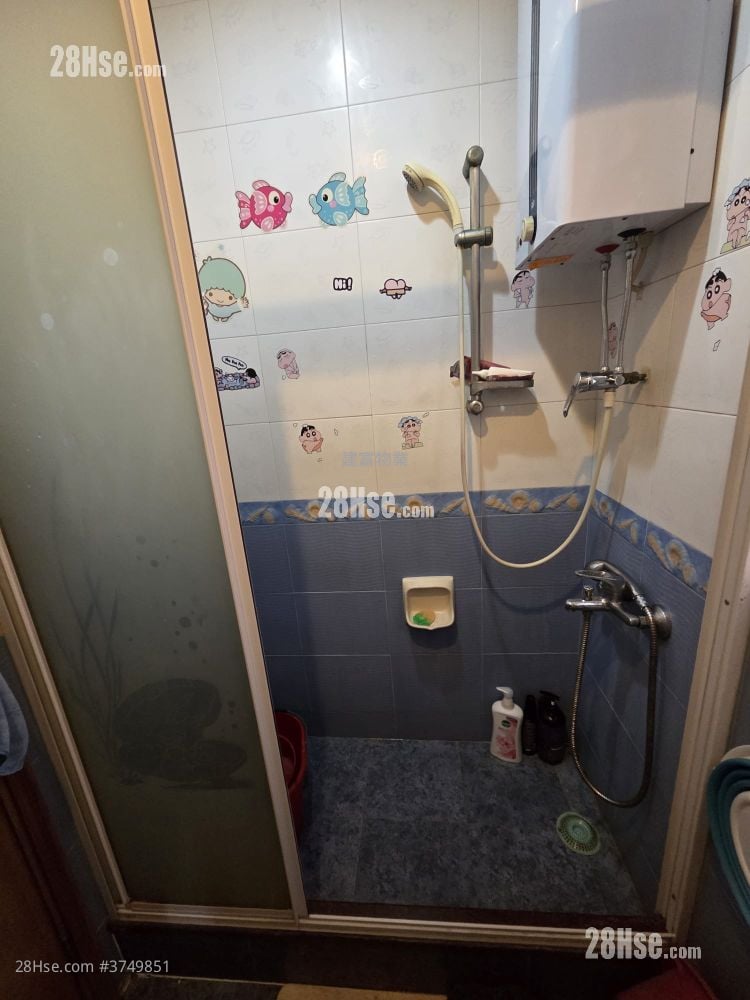 Ho King Building Sell 2 Bedrooms , 1 Bathroom 429 ft²