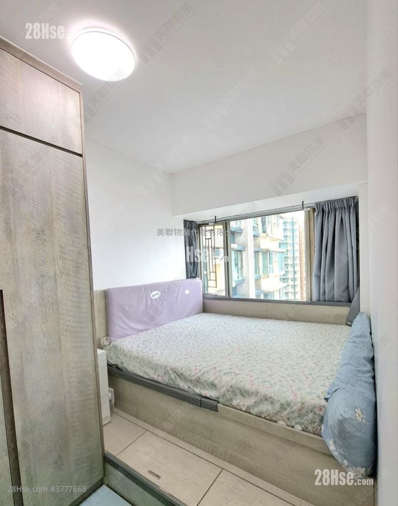 Tseung Kwan O Plaza Sell 2 Bedrooms , 1 Bathroom 429 ft²