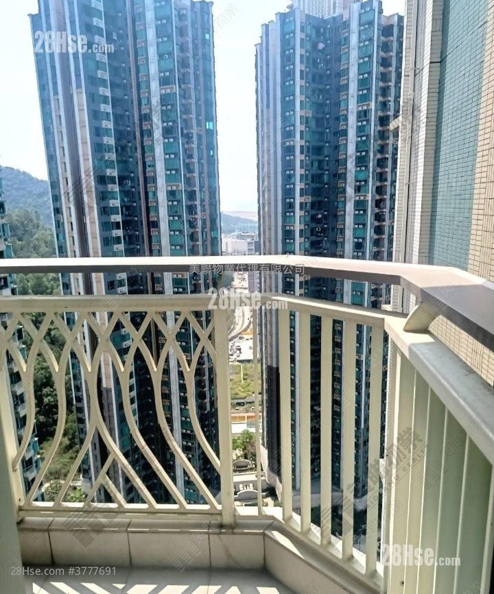 峻滢 售盘 3 房 737 平方尺