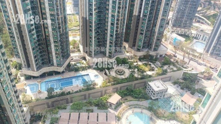 峻滢 售盘 3 房 737 平方尺