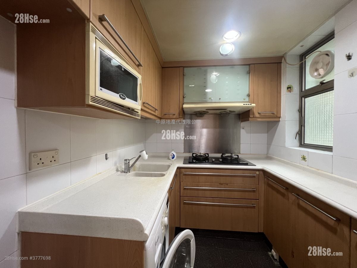 采叶庭 售盘 3 房 , 2 浴室 658 平方尺