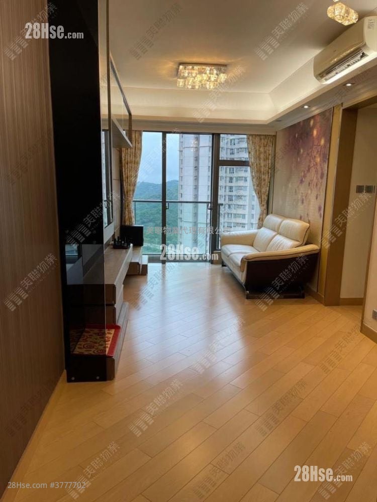 The Wings Sell 2 Bedrooms , 2 Bathrooms 698 ft²