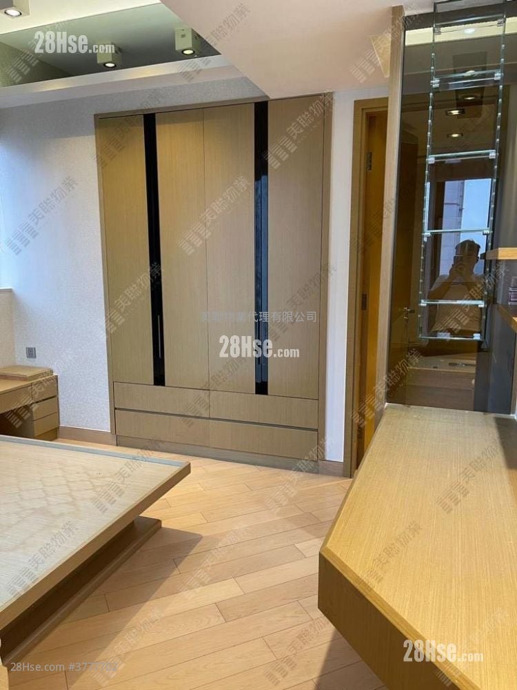 The Wings Sell 2 Bedrooms , 2 Bathrooms 698 ft²