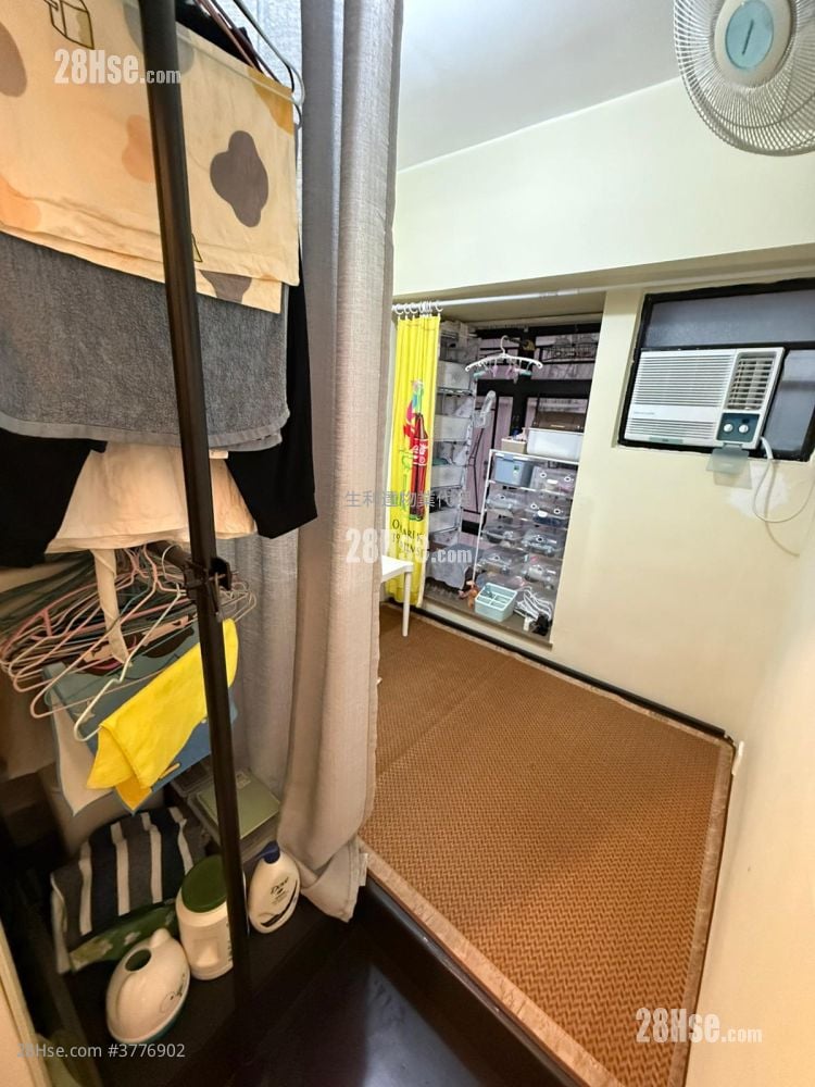 Fu Men Mansion Sell 2 Bedrooms , 1 Bathroom 326 ft²