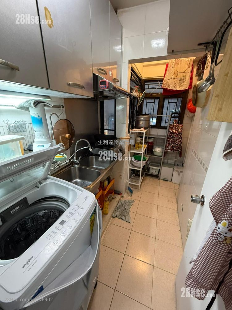 Fu Men Mansion Sell 2 Bedrooms , 1 Bathroom 326 ft²