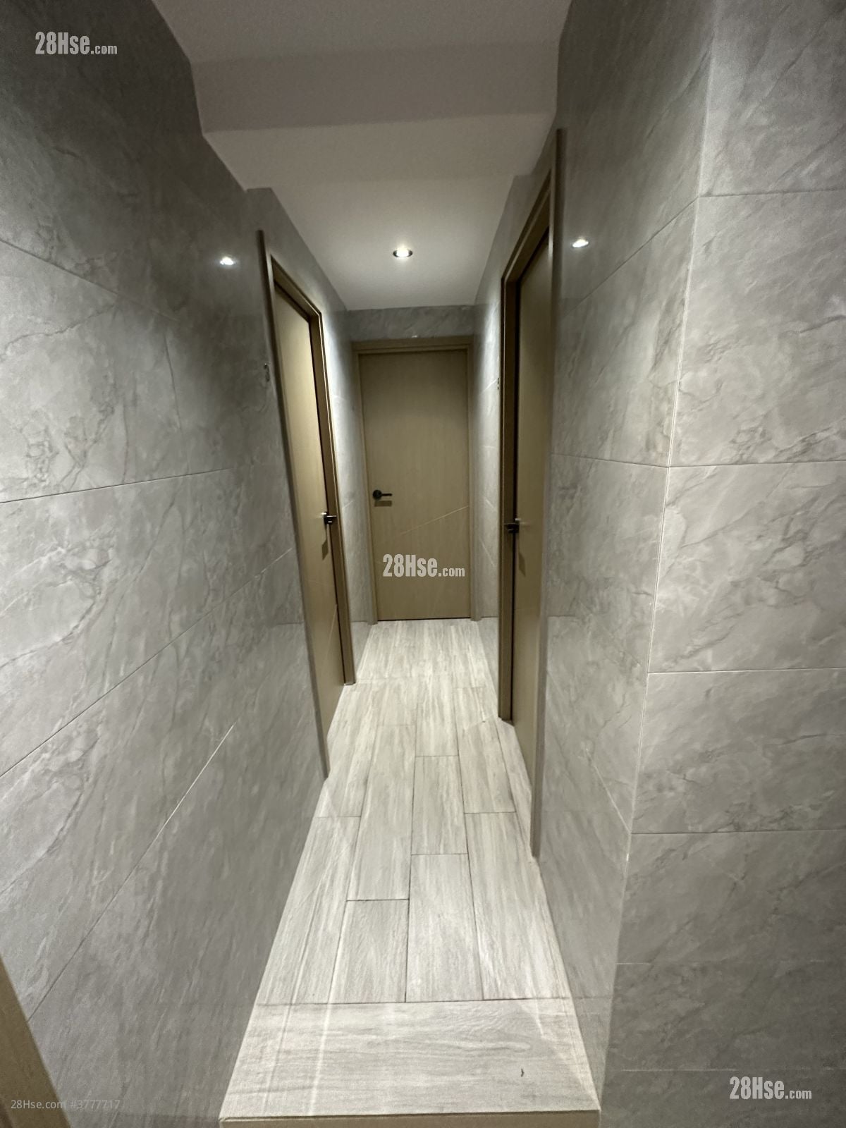 文蔚楼 租盘 180 平方尺