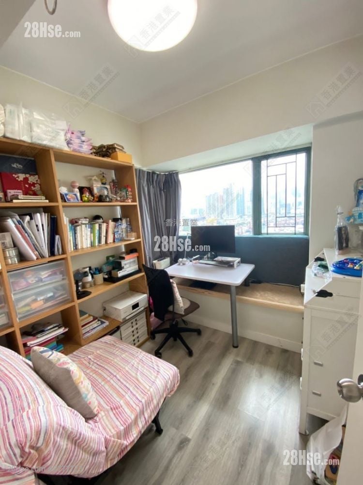 维港湾 售盘 3 房 716 平方尺