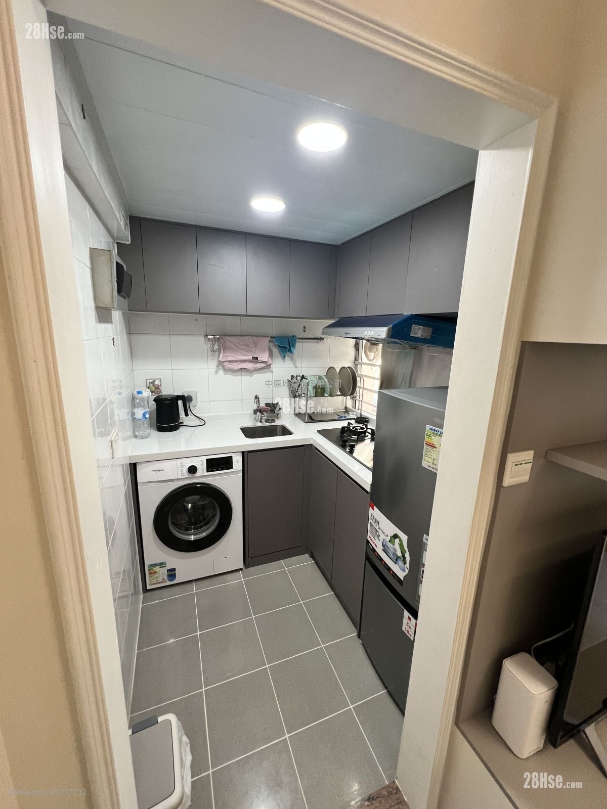 冠丰大厦 售盘 2 房 , 1 浴室 329 平方尺