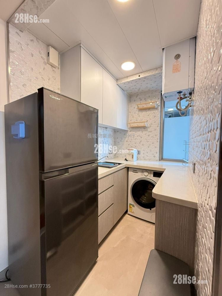 嘉荣大厦 租盘 2 房 , 1 浴室 325 平方尺