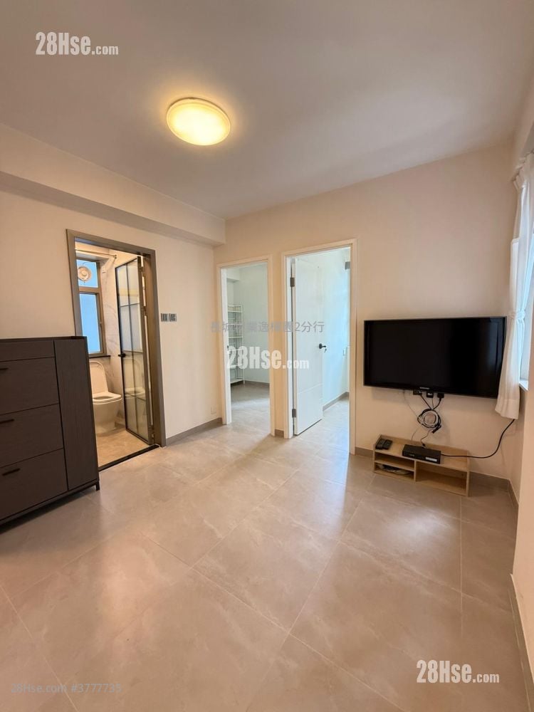 嘉荣大厦 租盘 2 房 , 1 浴室 325 平方尺