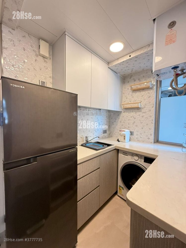 嘉荣大厦 租盘 2 房 , 1 浴室 325 平方尺