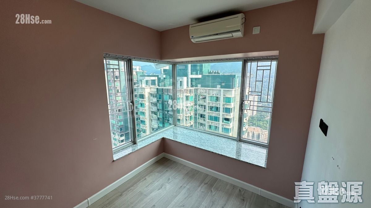 Festival City Sell 3 Bedrooms , 2 Bathrooms 784 ft²