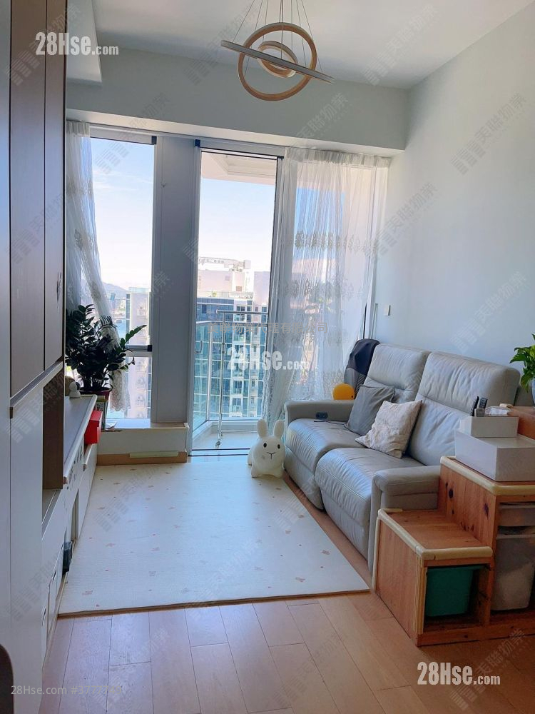 Monterey 售盘 3 房 , 2 浴室 668 平方尺