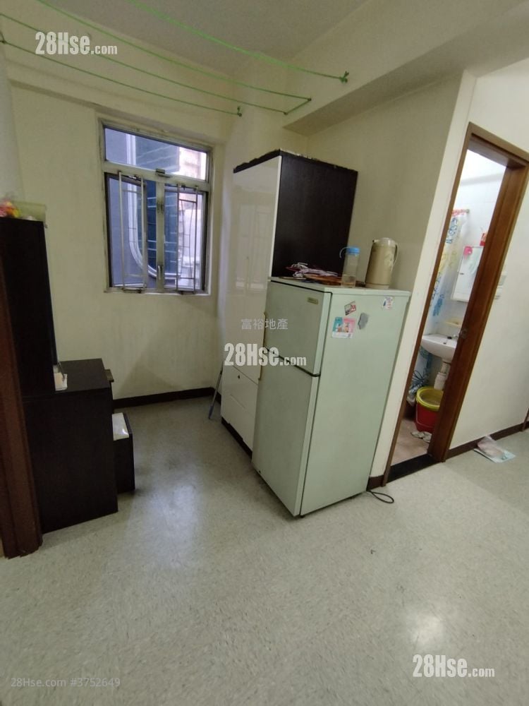 Winsome House Sell 2 Bedrooms , 1 Bathroom 412 ft²