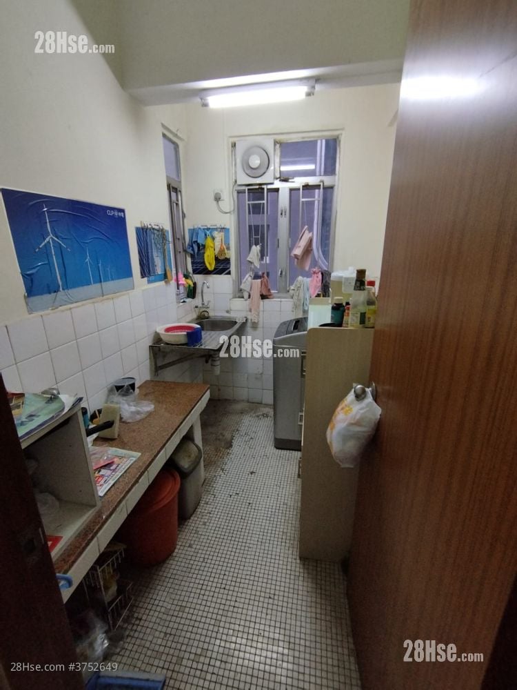 Winsome House Sell 2 Bedrooms , 1 Bathroom 412 ft²