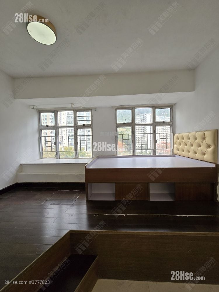 Lai Bo Building Sell 1 Bedroom 238 ft²