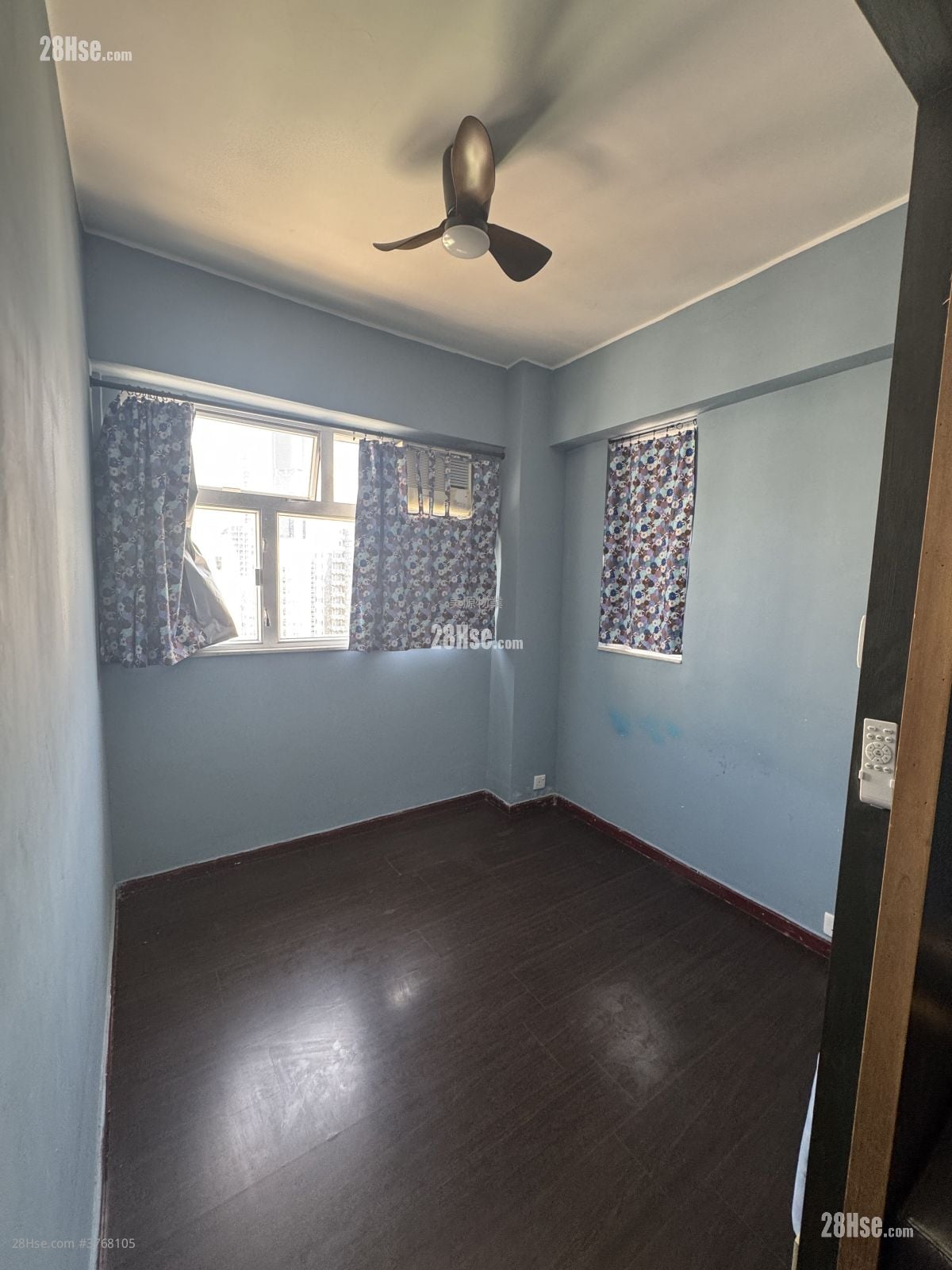 金华大厦 租盘 2 房 , 1 浴室 372 平方尺