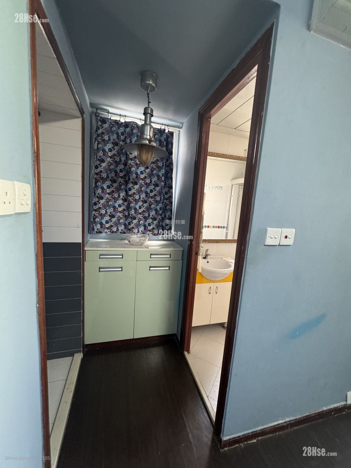 金华大厦 租盘 2 房 , 1 浴室 372 平方尺