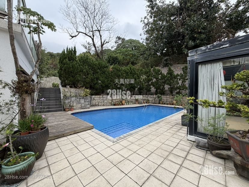 松山小筑 售盘 5+ 房 , 3 浴室 2,300 平方尺