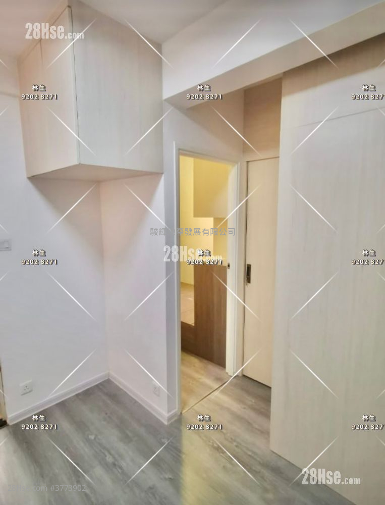 鸿辉大厦 售盘 2 房 , 1 浴室 310 平方尺