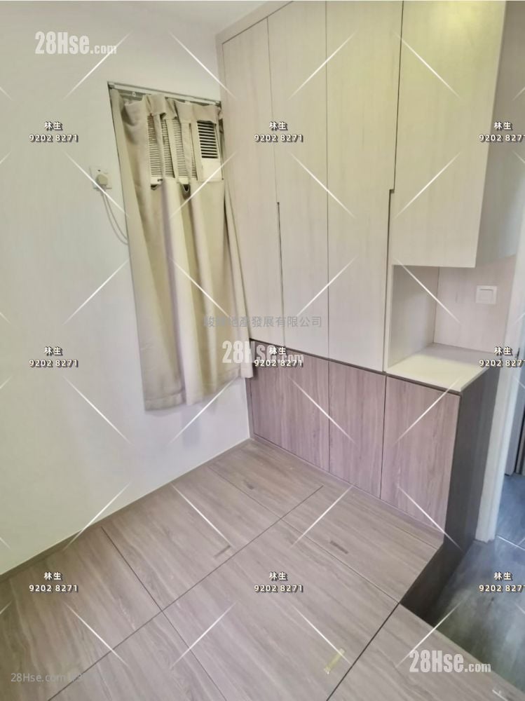 鸿辉大厦 售盘 2 房 , 1 浴室 310 平方尺