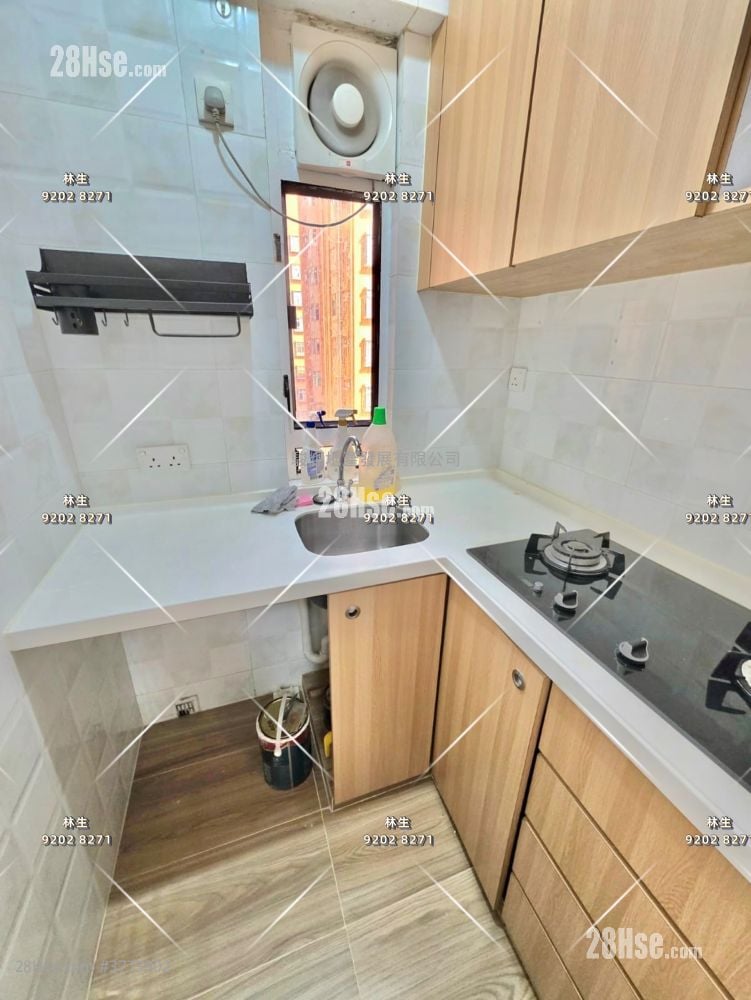 鸿辉大厦 售盘 2 房 , 1 浴室 310 平方尺