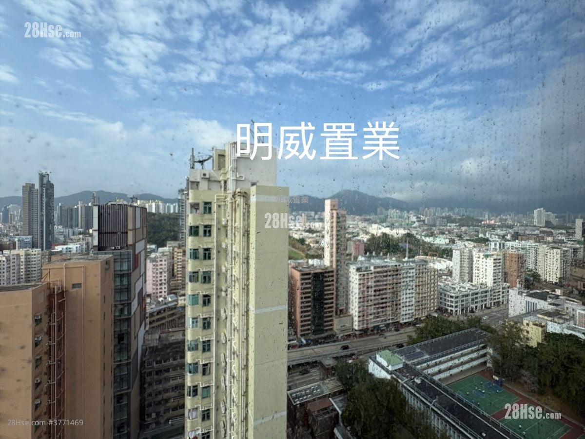 Elize Park Rental 3 Bedrooms , 1 Bathroom 438 ft²