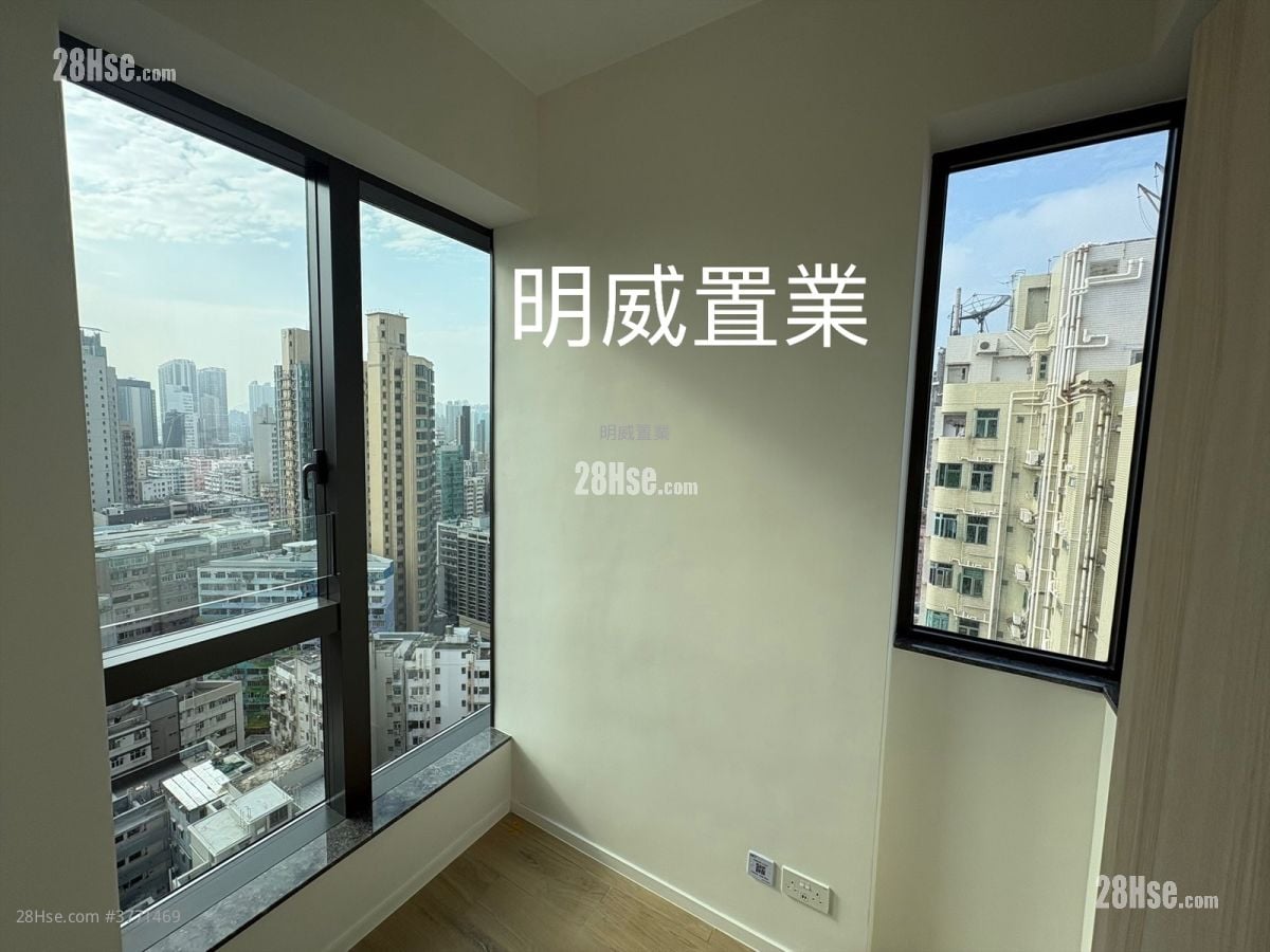 Elize Park Rental 3 Bedrooms , 1 Bathroom 438 ft²