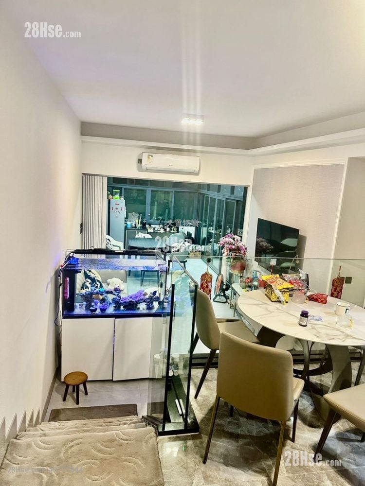 Recours La Serre Sell 4 Bedrooms , 4 Bathrooms 841 ft²