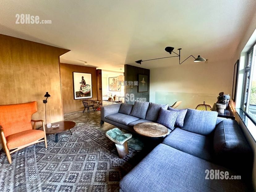 Ha Che Sell 3 Bedrooms , 3 Bathrooms 2,100 ft²