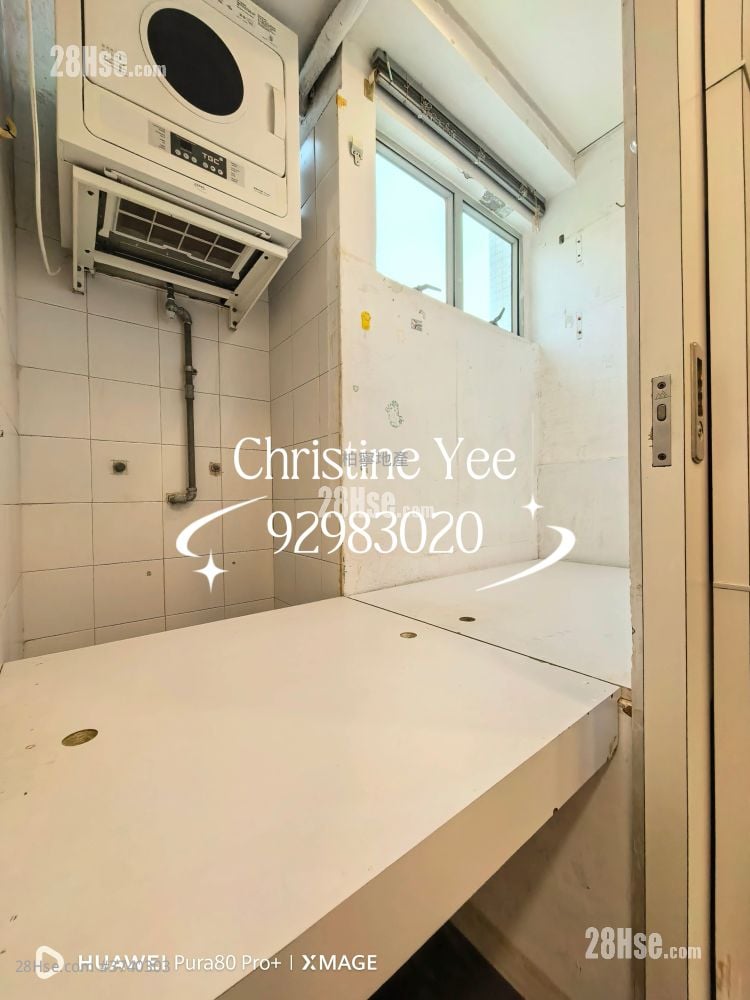 Grand Deco Tower Rental 4 Bedrooms , 2 Bathrooms 1,026 ft²