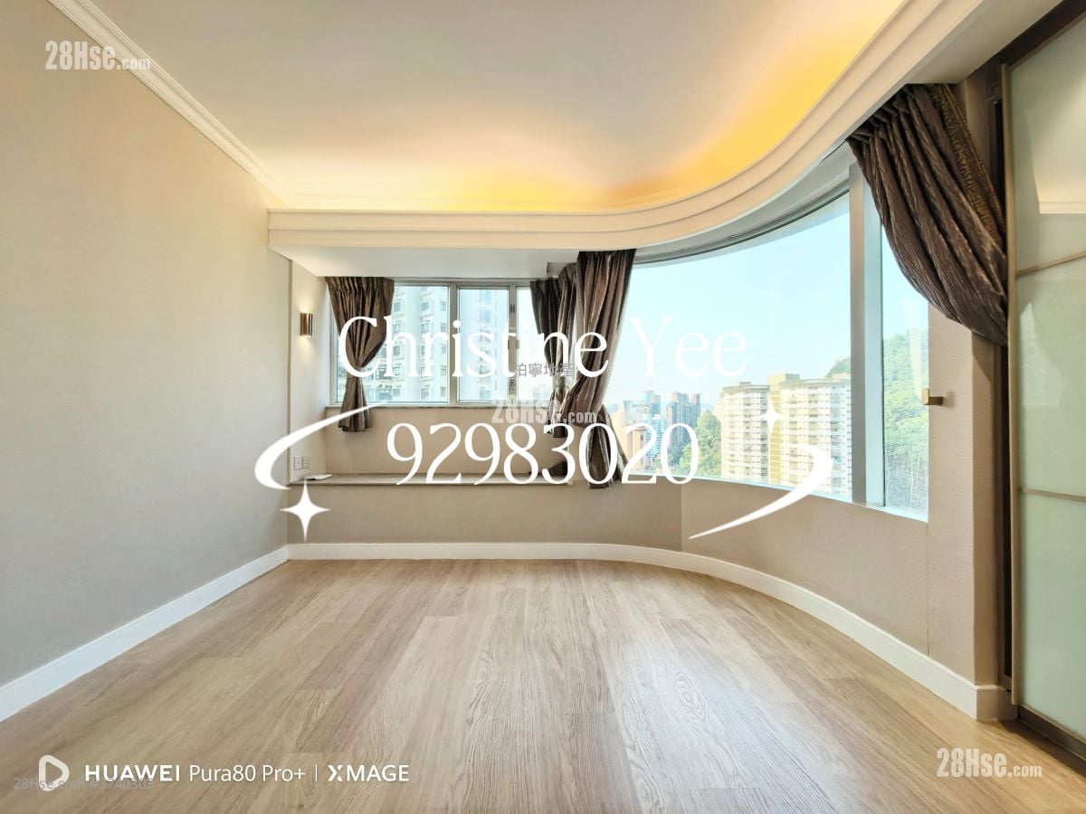 Grand Deco Tower Rental 4 Bedrooms , 2 Bathrooms 1,026 ft²