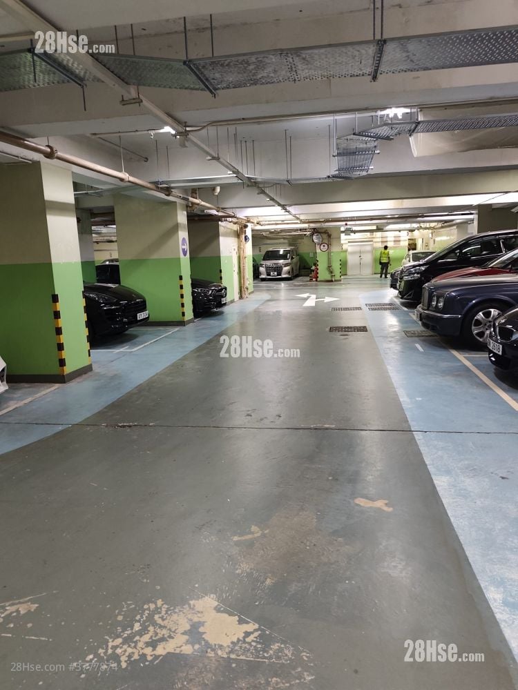 停车场光猛清洁