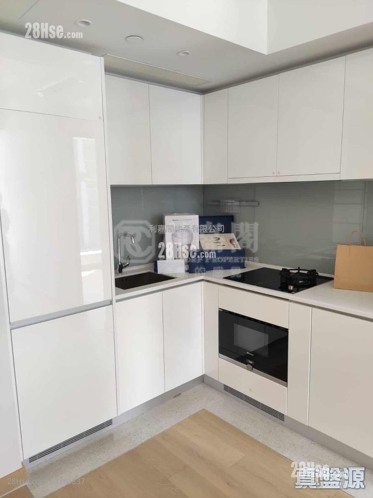 Malibu Sell 2 Bedrooms , 1 Bathroom 461 ft²