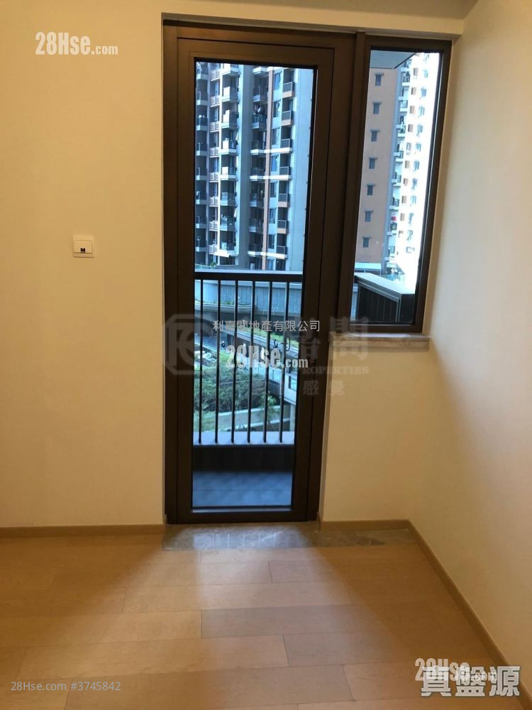 LP6 售盘 2 房 , 1 浴室 526 平方尺