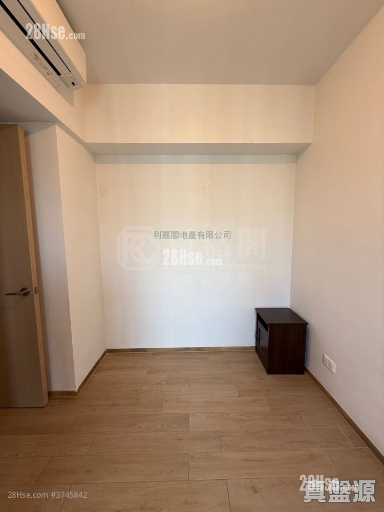 LP6 售盘 2 房 , 1 浴室 526 平方尺