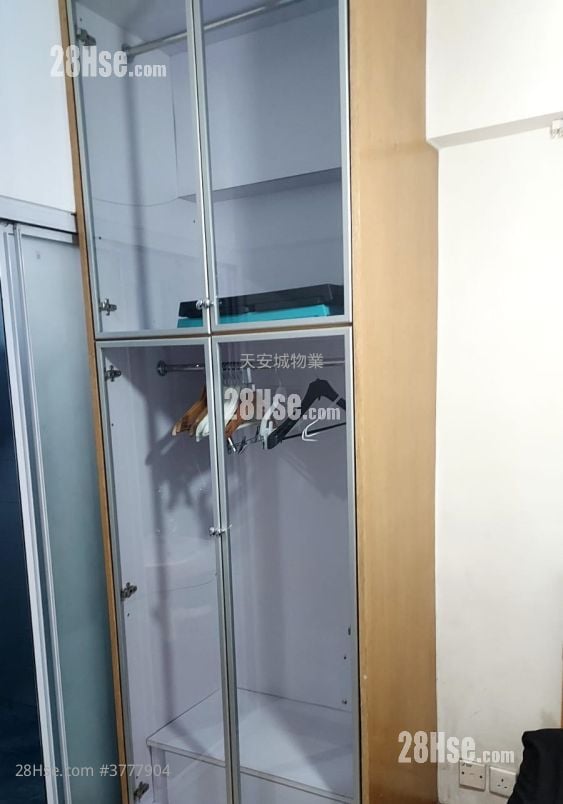 Winner Building Sell 2 Bedrooms , 2 Bathrooms 295 ft²