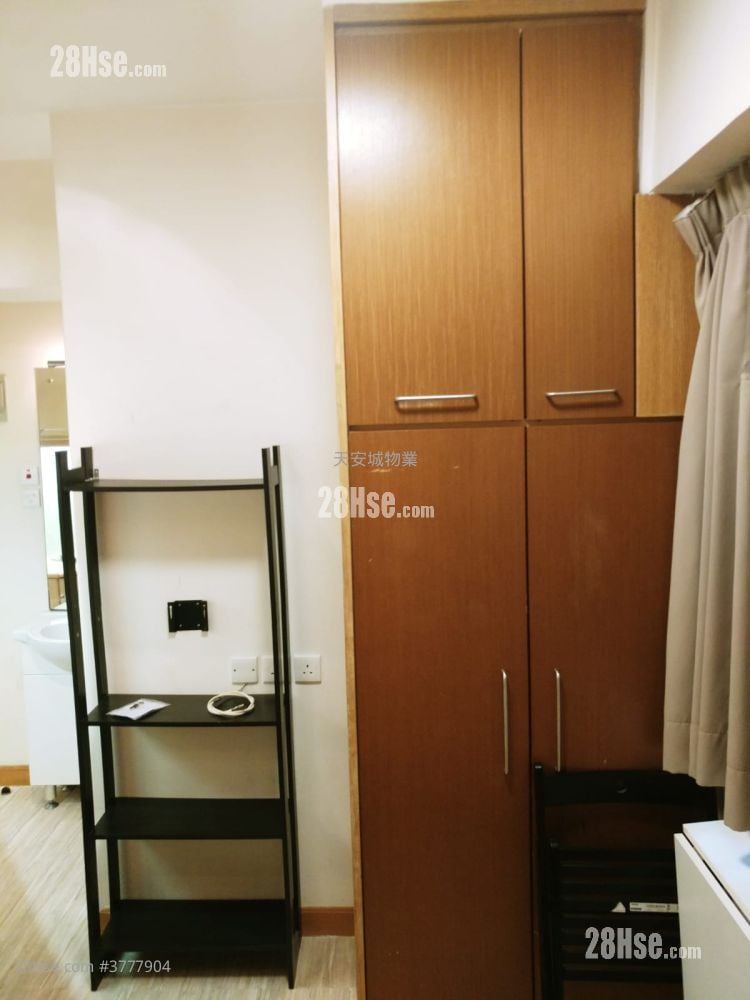 Winner Building Sell 2 Bedrooms , 2 Bathrooms 295 ft²