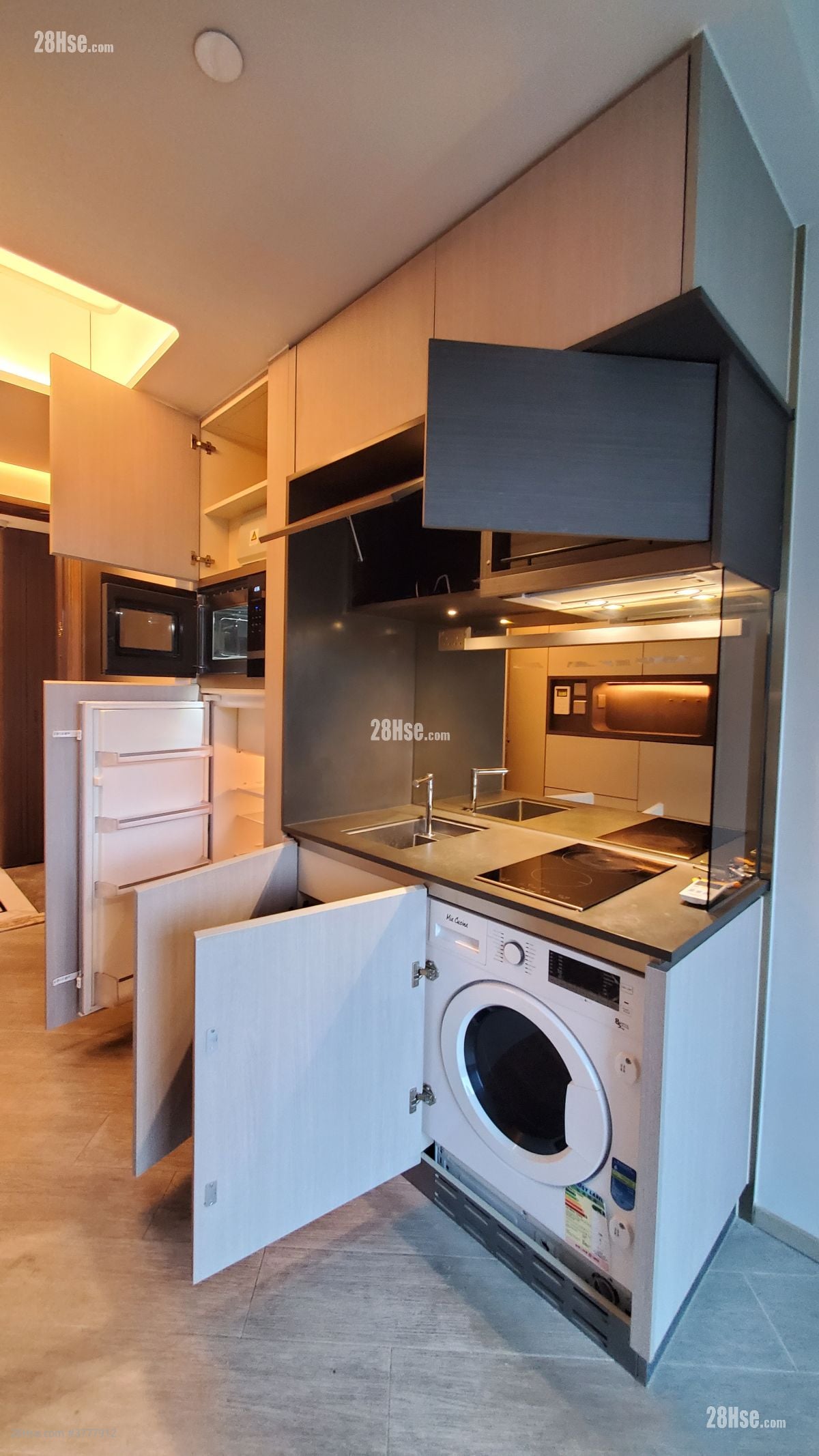 The Royale Rental 235 ft²