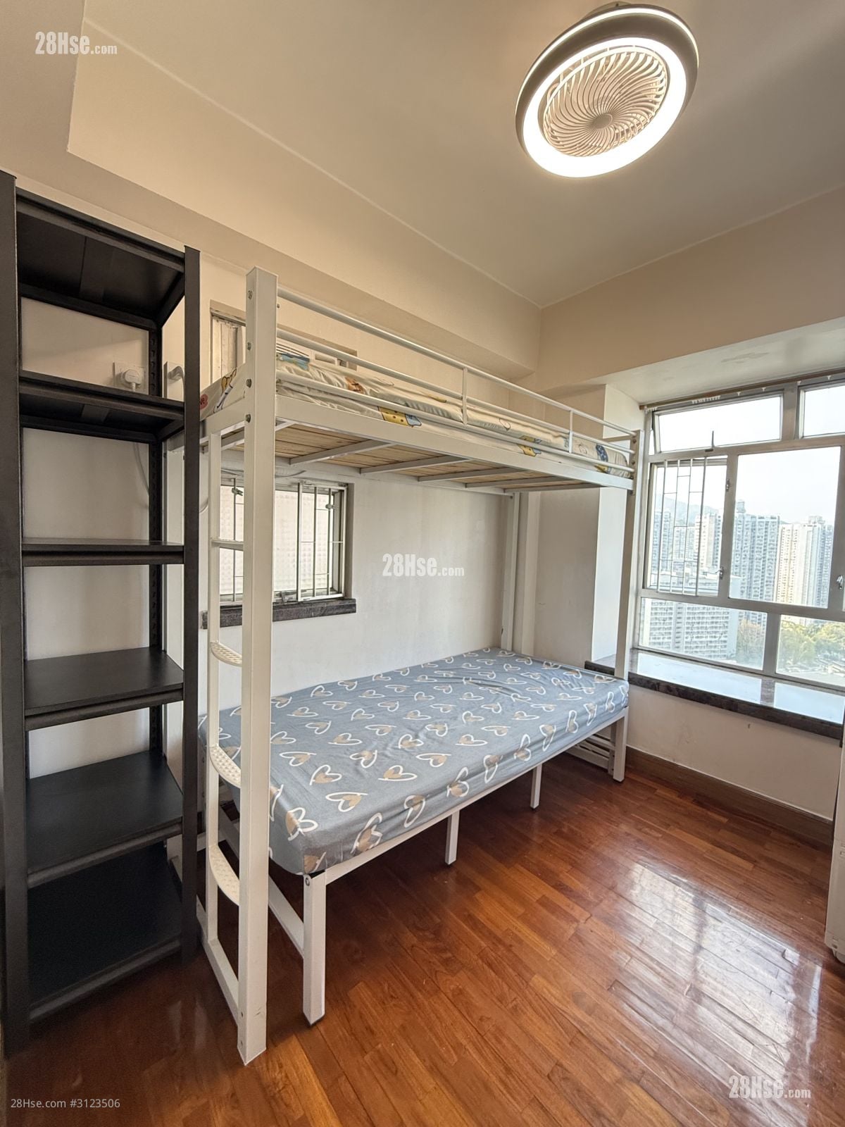 Sunshine City Rental 1 Bathroom 50 ft²