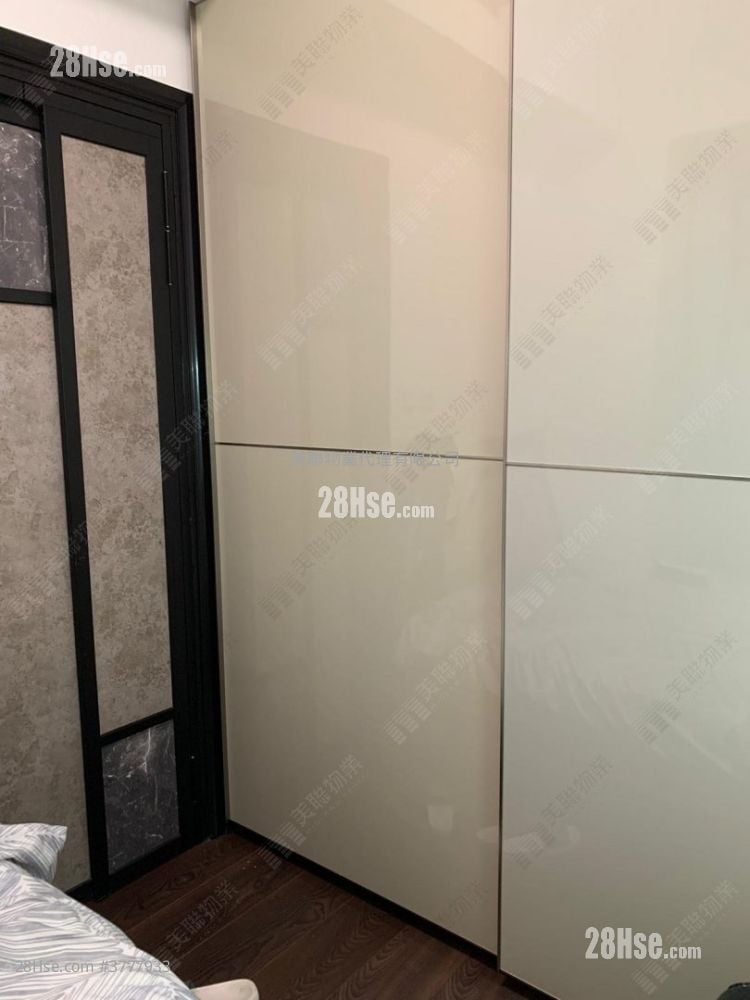 爵悦庭 售盘 1 房 454 平方尺