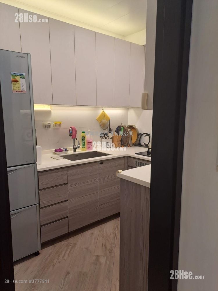 Fook Sing Mansion Sell 1 Bedroom , 1 Bathroom 369 ft²