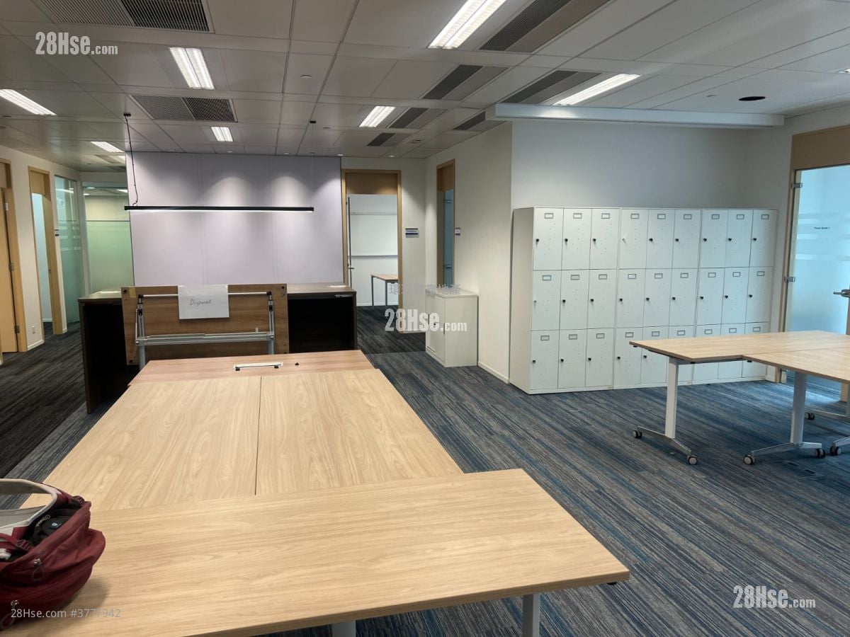 Elite Centre Rental 8,900 ft²