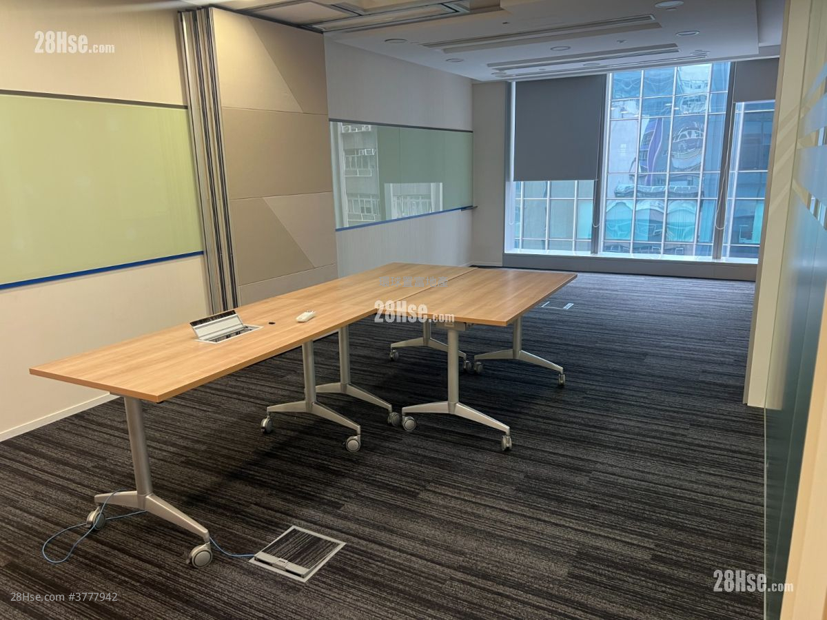 Elite Centre Rental 8,900 ft²