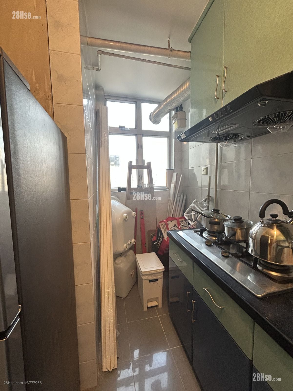 Cheung On Estate Sell 449 ft²