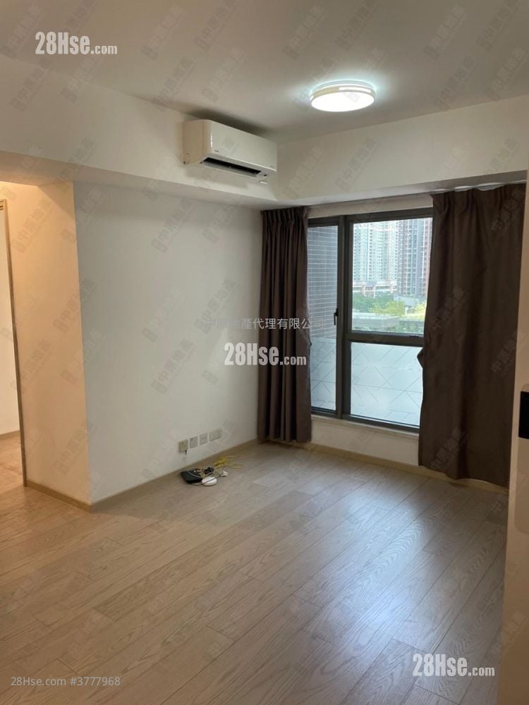 Sea To Sky Sell 2 Bedrooms 478 ft²