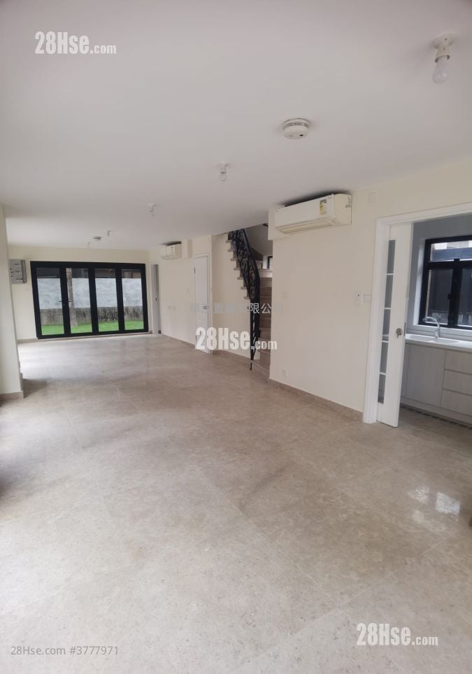 村屋 售盘 5+ 房 , 5+ 浴室 2,100 平方尺