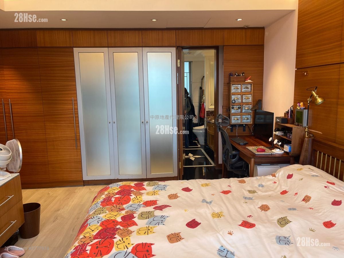 Symphony Bay Sell 3 Bedrooms 1,326 ft²